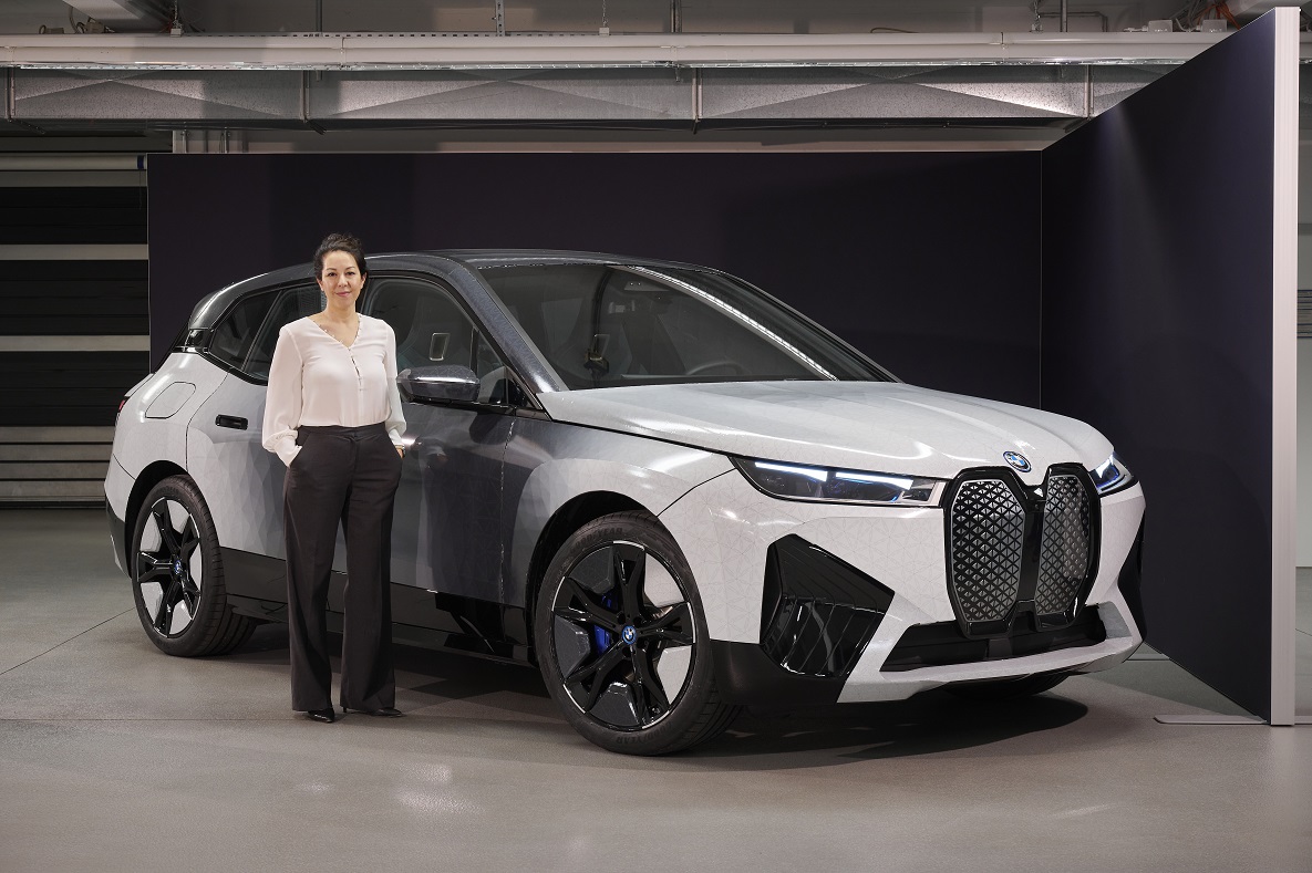 Stella Clarke, en charge du projet BMW iX Flow.